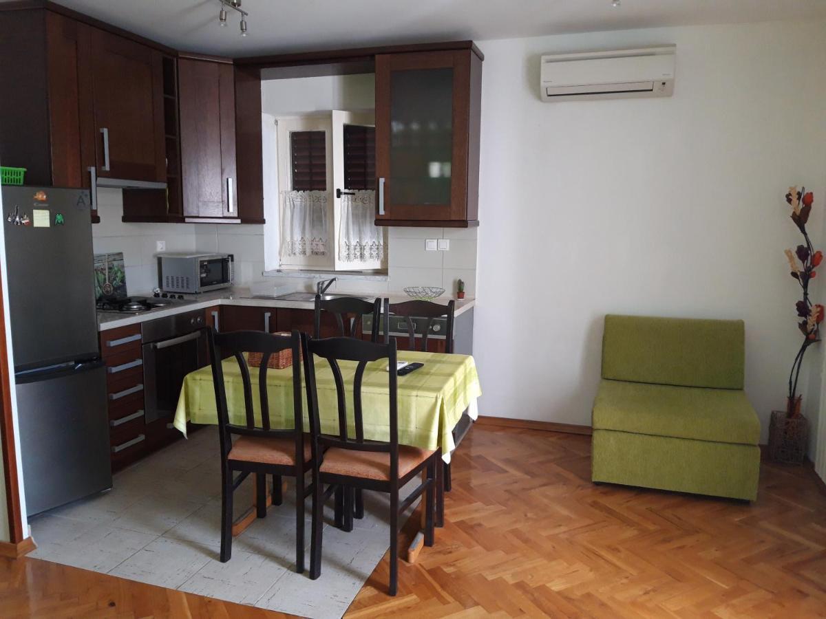 Apartments Ivana Diklo Zadar Bagian luar foto